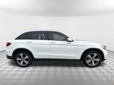 More photos of 2019 Mercedes-Benz GLC 300 at Southtowne Hyundai of Newnan, GA