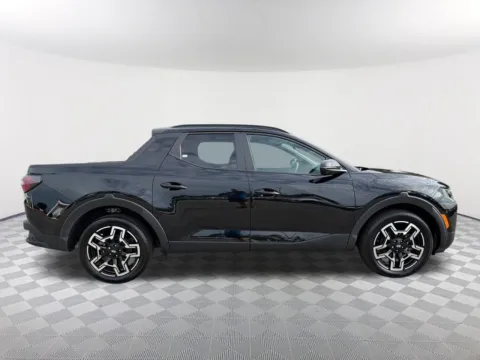 More photos of 2025 Hyundai Santa Cruz Limited at Southtowne Hyundai of Newnan, GA