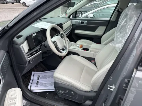 More photos of 2025 Hyundai Santa Fe SEL at Southtowne Hyundai of Newnan, GA