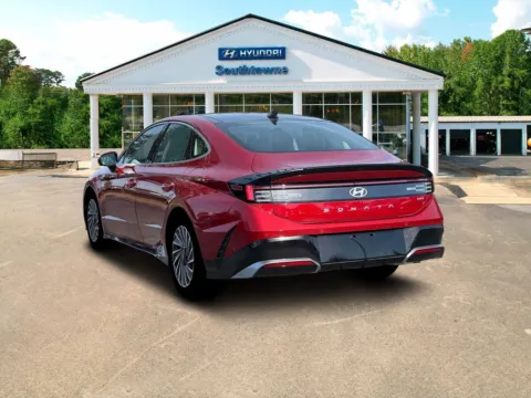 More photos of 2026 Hyundai Sonata Hybrid Limited at Southtowne Hyundai of Newnan, GA