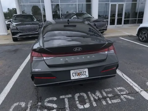More photos of 2024 Hyundai Elantra SEL at Southtowne Hyundai of Newnan, GA