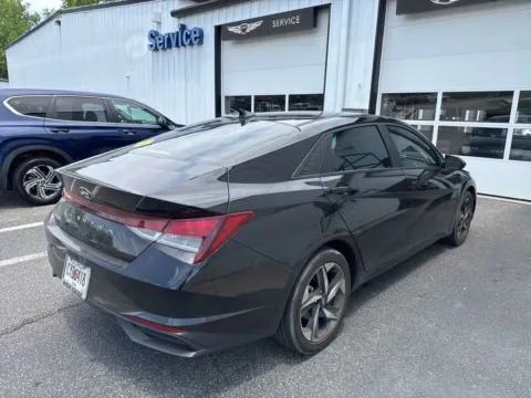 Another view of 2023 Hyundai Elantra SEL for sale in Newnan, GA at Southtowne Hyundai of Newnan