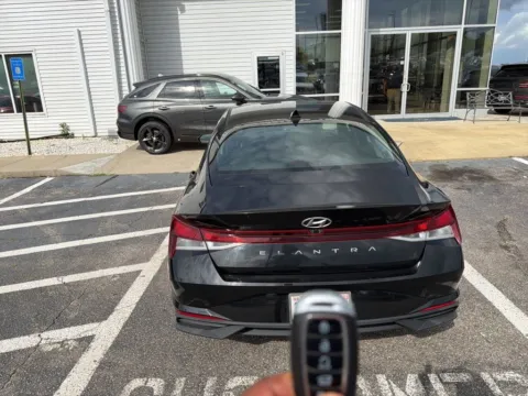 More photos of 2021 Hyundai Elantra SEL at Southtowne Hyundai of Newnan, GA
