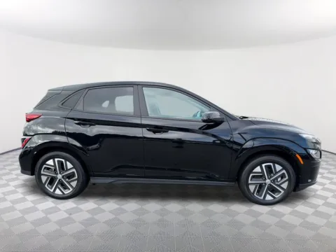 More photos of 2023 Hyundai Kona Electric Limited at Southtowne Hyundai of Newnan, GA