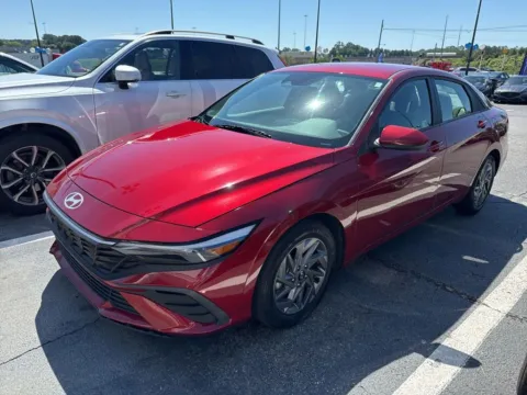 Red 2024 Hyundai Elantra SEL for sale in Newnan, GA