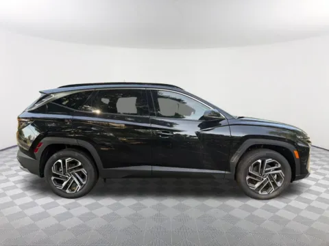 More photos of 2026 Hyundai Tucson Hybrid Limited at Southtowne Hyundai of Newnan, GA