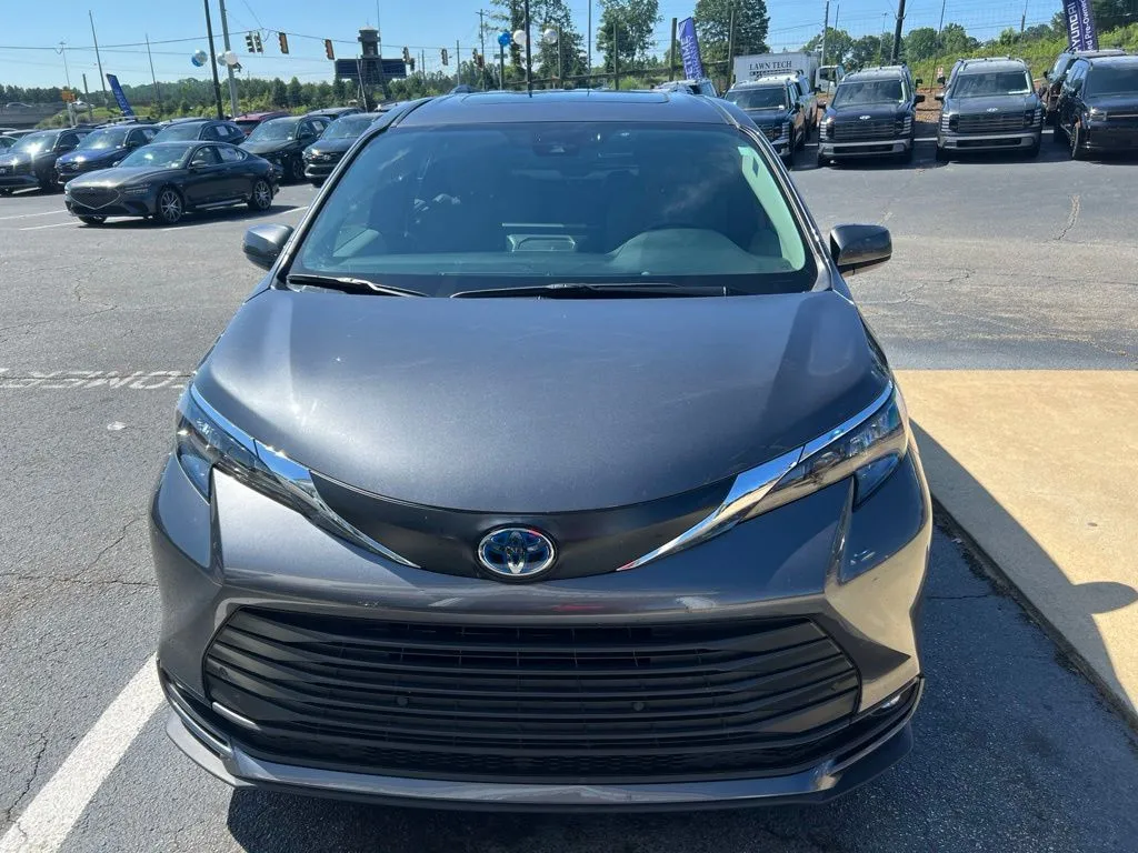 Gray 2025 Toyota Sienna XLE for sale in Newnan, GA