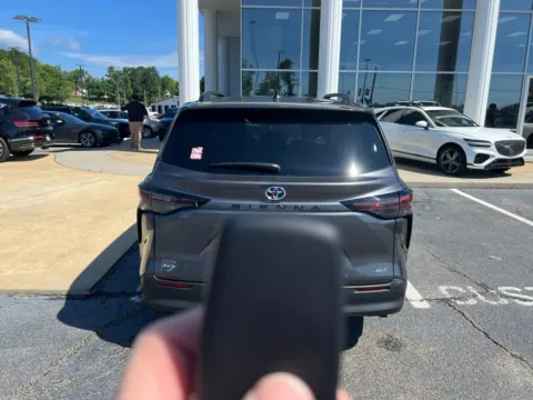 More photos of 2025 Toyota Sienna XLE at Southtowne Hyundai of Newnan, GA