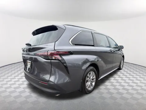 More photos of 2025 Toyota Sienna XLE at Southtowne Hyundai of Newnan, GA