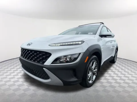 White 2023 Hyundai Kona SEL for sale in Newnan, GA