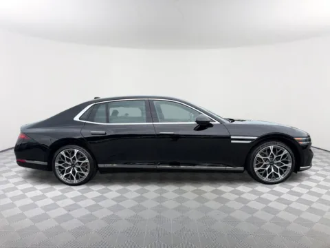 More photos of 2023 Genesis G90 3.5T e-SC at Southtowne Hyundai of Newnan, GA