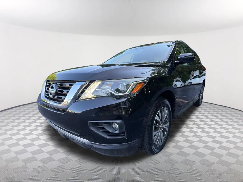 2019 Nissan Pathfinder SV for sale in Newnan, GA
