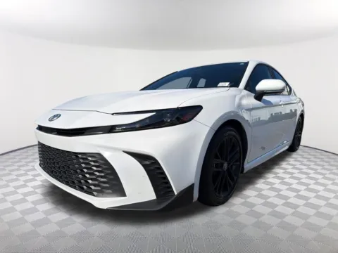 White 2025 Toyota Camry SE for sale in Newnan, GA