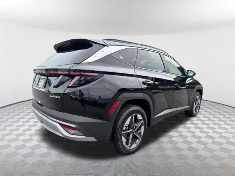 More photos of 2025 Hyundai Tucson Hybrid SEL Convenience at Southtowne Hyundai of Newnan, GA