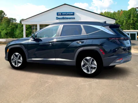 More photos of 2025 Hyundai Tucson Hybrid SEL Convenience at Southtowne Hyundai of Newnan, GA