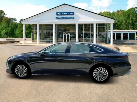 Another view of 2026 Hyundai Sonata Hybrid SEL for sale in Newnan, GA at Southtowne Hyundai of Newnan