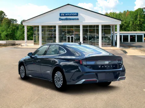 More photos of 2026 Hyundai Sonata Hybrid SEL at Southtowne Hyundai of Newnan, GA