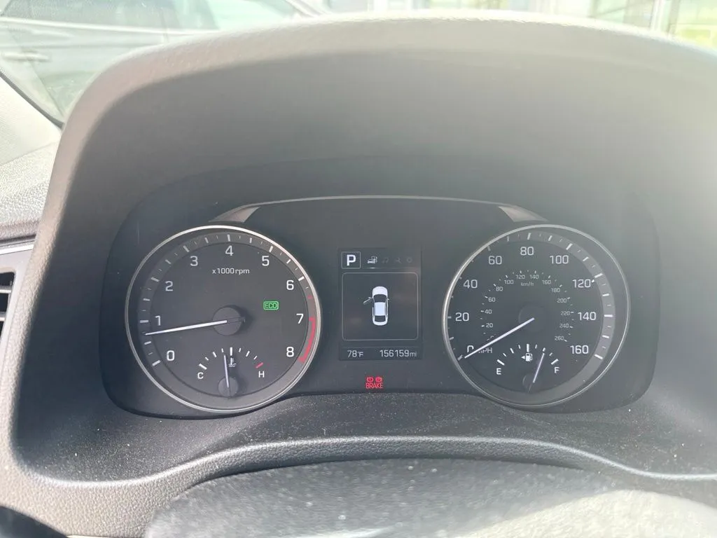 Black 2018 Hyundai Elantra SEL for sale in Newnan, GA