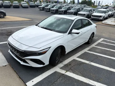 Another view of 2024 Hyundai Elantra Limited for sale in Newnan, GA at Southtowne Hyundai of Newnan