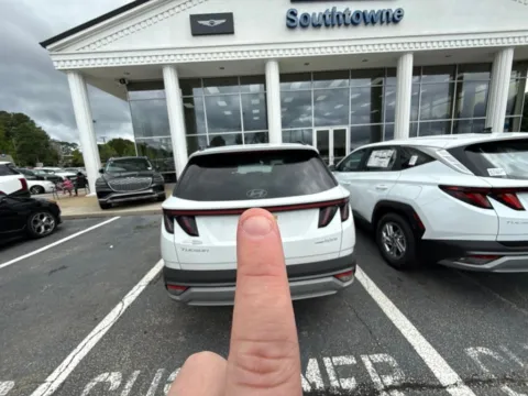 More photos of 2025 Hyundai Tucson Hybrid SEL Convenience at Southtowne Hyundai of Newnan, GA