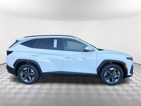 More photos of 2026 Hyundai Tucson SEL Premium at Southtowne Hyundai of Newnan, GA
