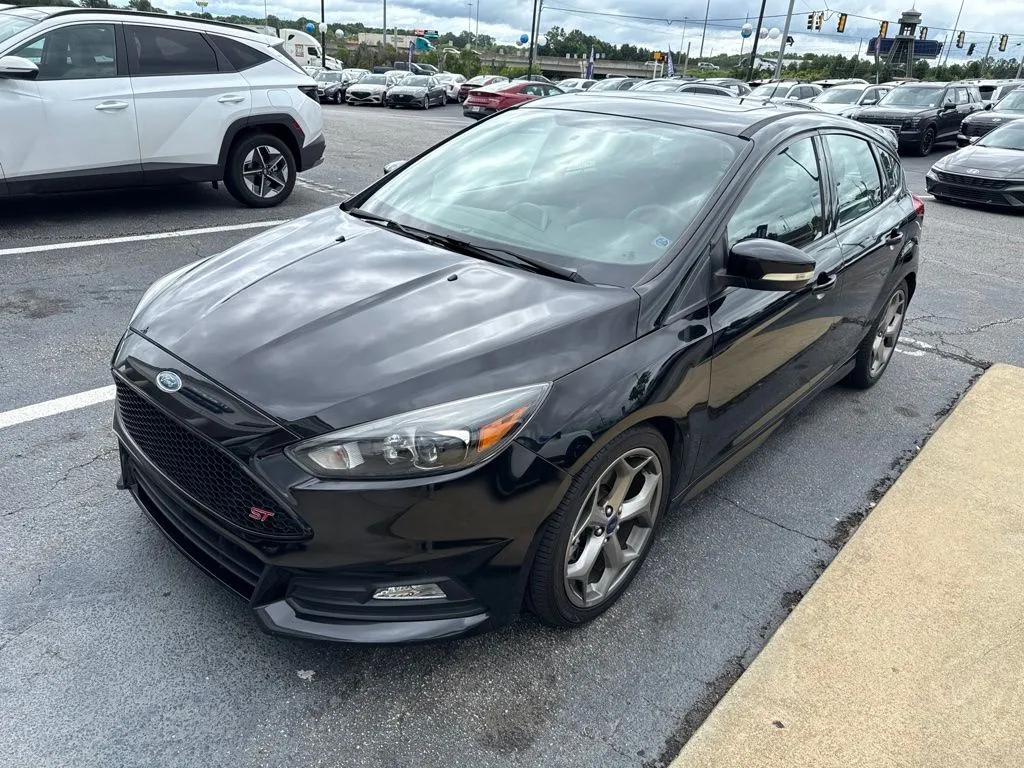 Black 2018 Ford Focus ST for sale in Newnan, GA