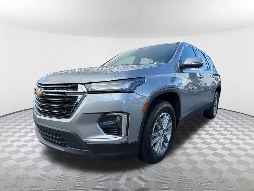 Gray 2023 Chevrolet Traverse LT for sale in Newnan, GA