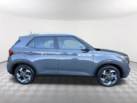 More photos of 2025 Hyundai Venue SEL at Southtowne Hyundai of Newnan, GA