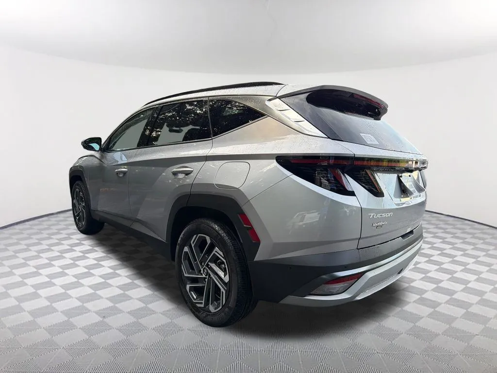 2025 Hyundai Tucson Limited - Photo 7