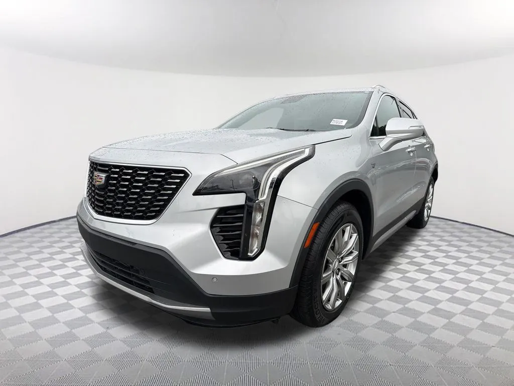 Silver 2022 Cadillac XT4 Premium Luxury for sale in Newnan, GA