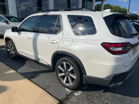 More photos of 2024 Honda Pilot Touring at Southtowne Hyundai of Newnan, GA