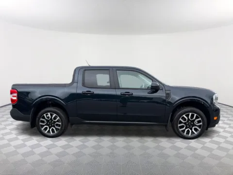 More photos of 2023 Ford Maverick Lariat at Southtowne Hyundai of Newnan, GA