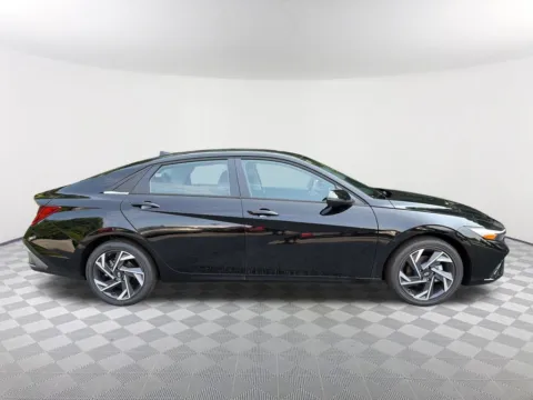 More photos of 2026 Hyundai Elantra Limited at Southtowne Hyundai of Newnan, GA