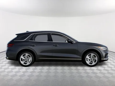 More photos of 2027 Genesis GV70 2.5T Standard at Southtowne Hyundai of Newnan, GA