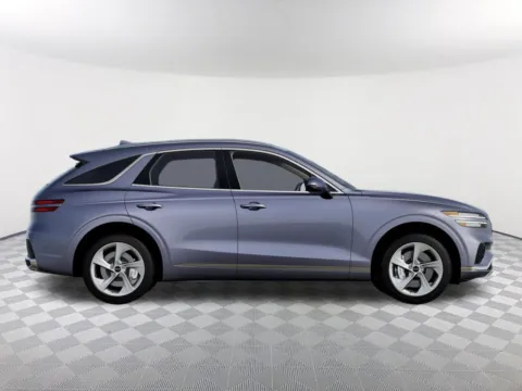 More photos of 2027 Genesis GV70 2.5T at Southtowne Hyundai of Newnan, GA