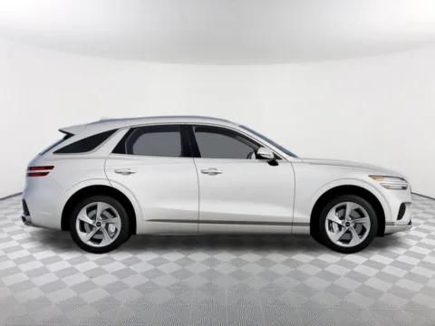 More photos of 2027 Genesis GV70 2.5T at Southtowne Hyundai of Newnan, GA