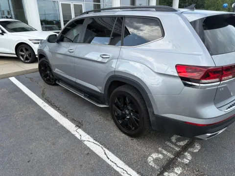 More photos of 2024 Volkswagen Atlas 2.0T SE w/Technology at Southtowne Hyundai of Newnan, GA