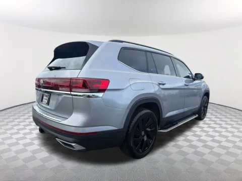 More photos of 2024 Volkswagen Atlas 2.0T SE w/Technology at Southtowne Hyundai of Newnan, GA