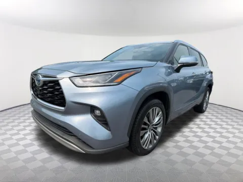 Unknown 2020 Toyota Highlander Hybrid Platinum for sale in Newnan, GA
