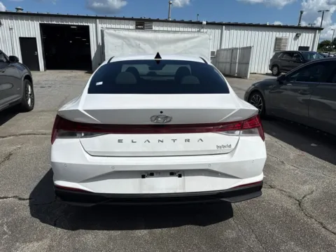 More photos of 2023 Hyundai Elantra Hybrid Limited at Southtowne Hyundai of Newnan, GA