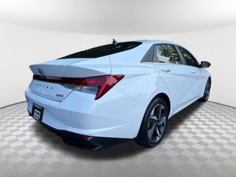 More photos of 2023 Hyundai Elantra Hybrid Limited at Southtowne Hyundai of Newnan, GA