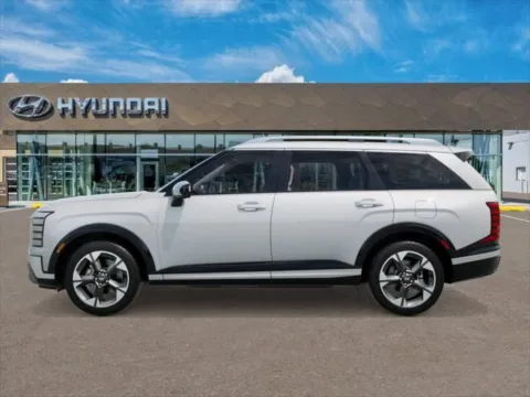 Another view of 2027 Hyundai Palisade Hybrid Limited for sale in Newnan, GA at Southtowne Hyundai of Newnan