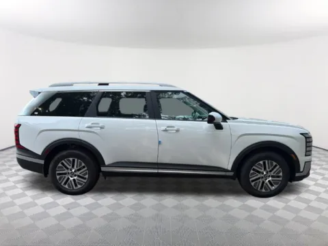 More photos of 2027 Hyundai Palisade Hybrid Blue SEL at Southtowne Hyundai of Newnan, GA