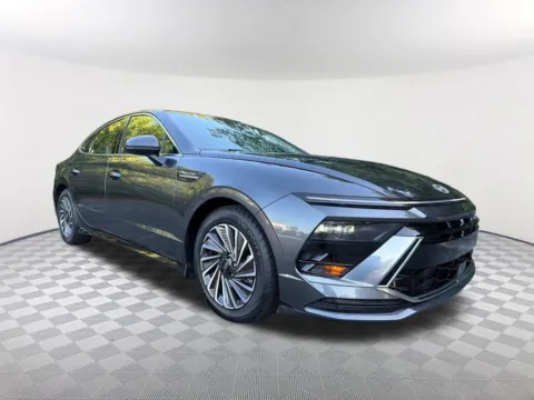 Another view of 2024 Hyundai Sonata Hybrid SEL for sale in Newnan, GA at Southtowne Hyundai of Newnan