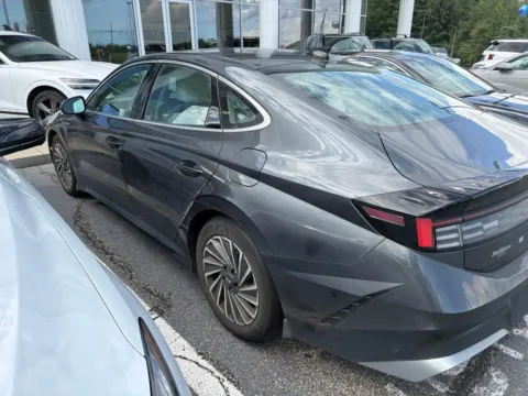 Another view of 2024 Hyundai Sonata Hybrid SEL for sale in Newnan, GA at Southtowne Hyundai of Newnan