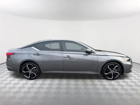 More photos of 2025 Nissan Altima 2.5 SR at Southtowne Hyundai of Newnan, GA
