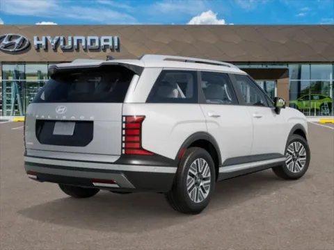 More photos of 2027 Hyundai Palisade Hybrid at Southtowne Hyundai of Newnan, GA