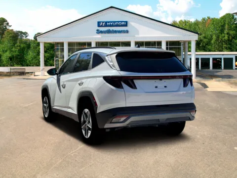 More photos of 2026 Hyundai Tucson Hybrid SEL Convenience at Southtowne Hyundai of Newnan, GA