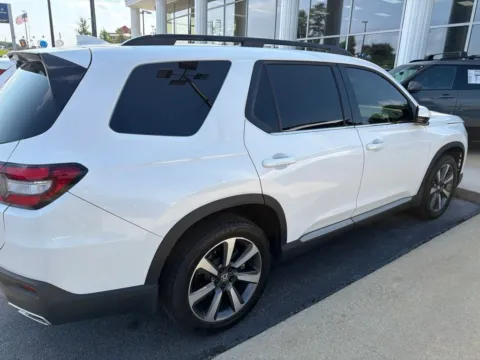 More photos of 2025 Honda Pilot Elite at Southtowne Hyundai of Newnan, GA