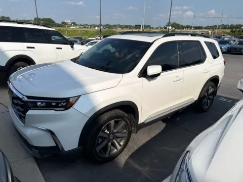 Photos of 2025 Honda Pilot Elite for sale in Newnan, GA at Southtowne Hyundai of Newnan
